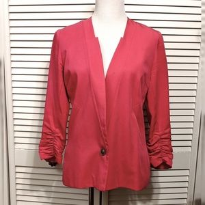 Cartonnier Collarless Box Blazer